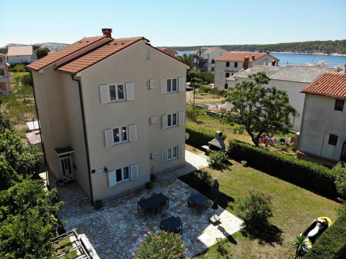 Apartman Theresa Barbat na Rabu Eksteriør bilde